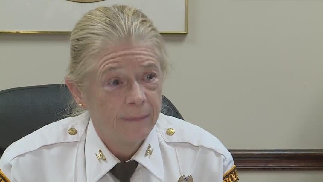 POLICE CHIEF SUDDENLY ANNOUNCES SHE IS STEPPING DOWN