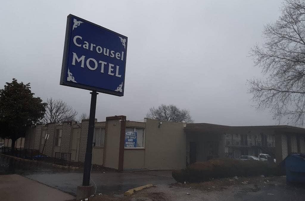 MAN DIES AFTER BEING SHOT IN THE CHEST AT THE CAROUSEL MOTEL