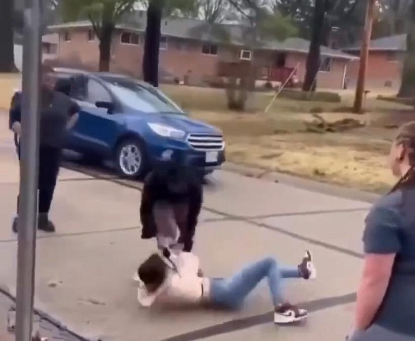 HAZELWOOD EAST STUDENTS MEET UP TO FIGHT BUT IT TURNS VIOLENT AFTER A GIRL IS LEFT WITH A HEAD INJURY