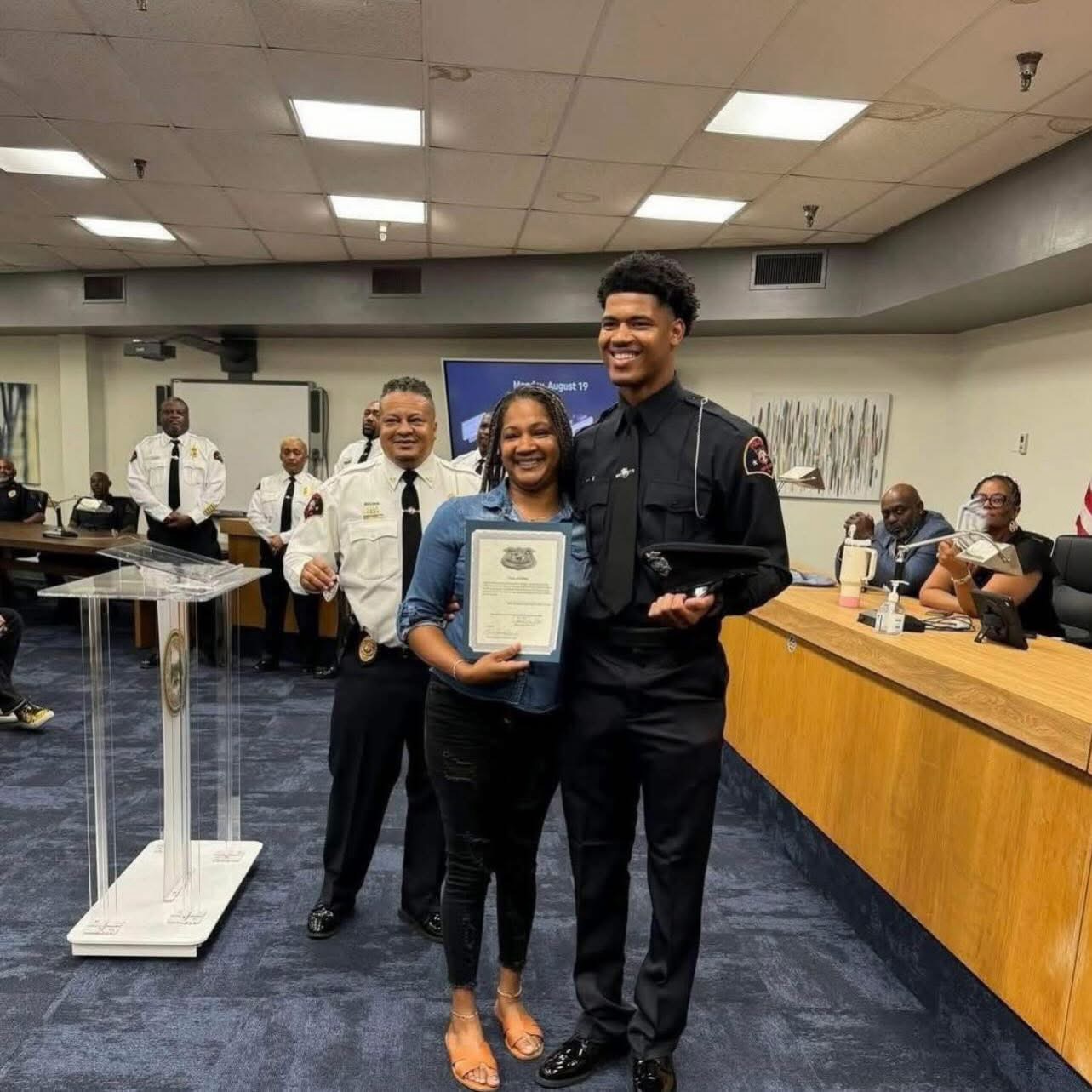 REST IN PEACE OFFICER RAYVION SMITH 💙